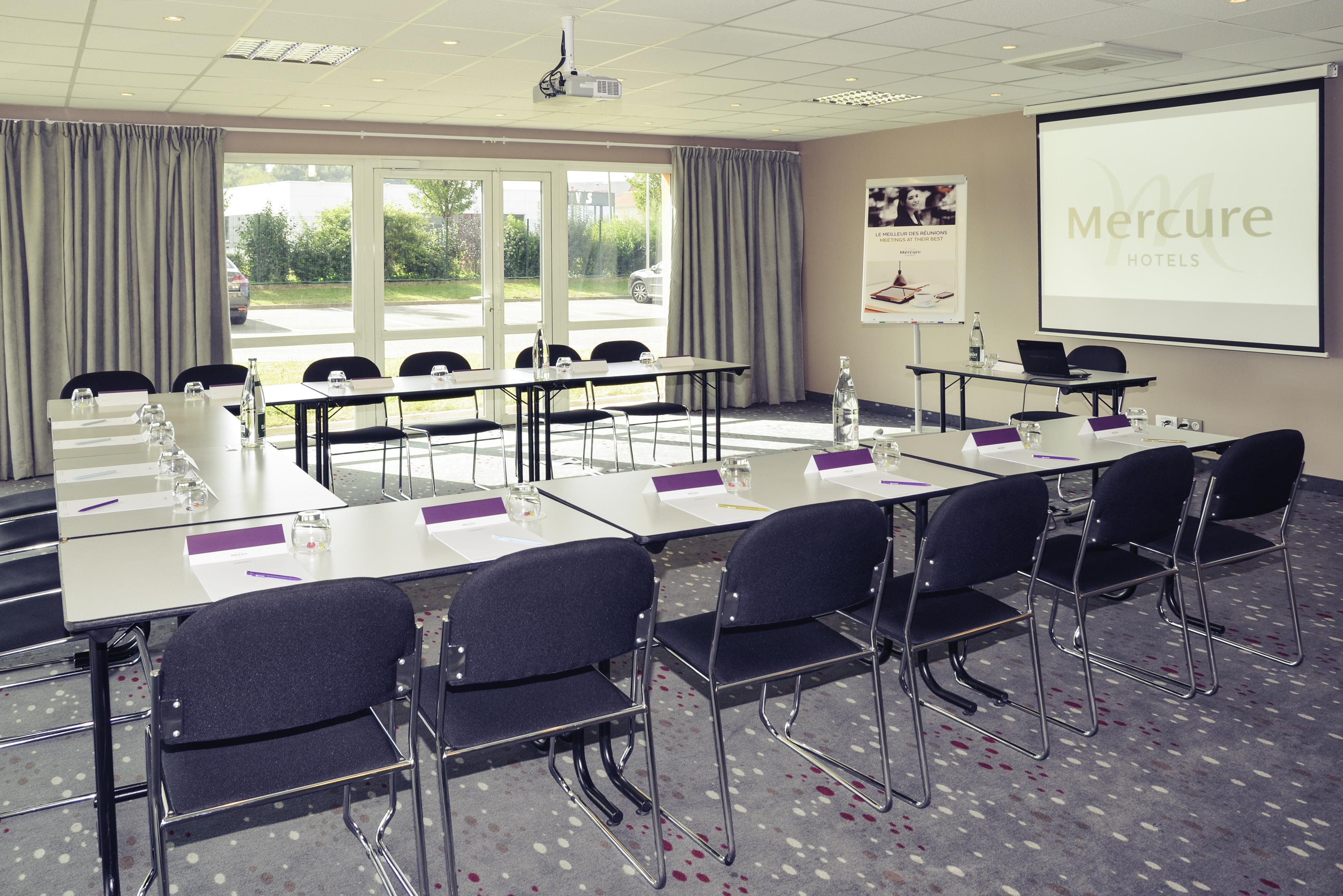 Mercure Lyon Est Chaponnay Exterior foto